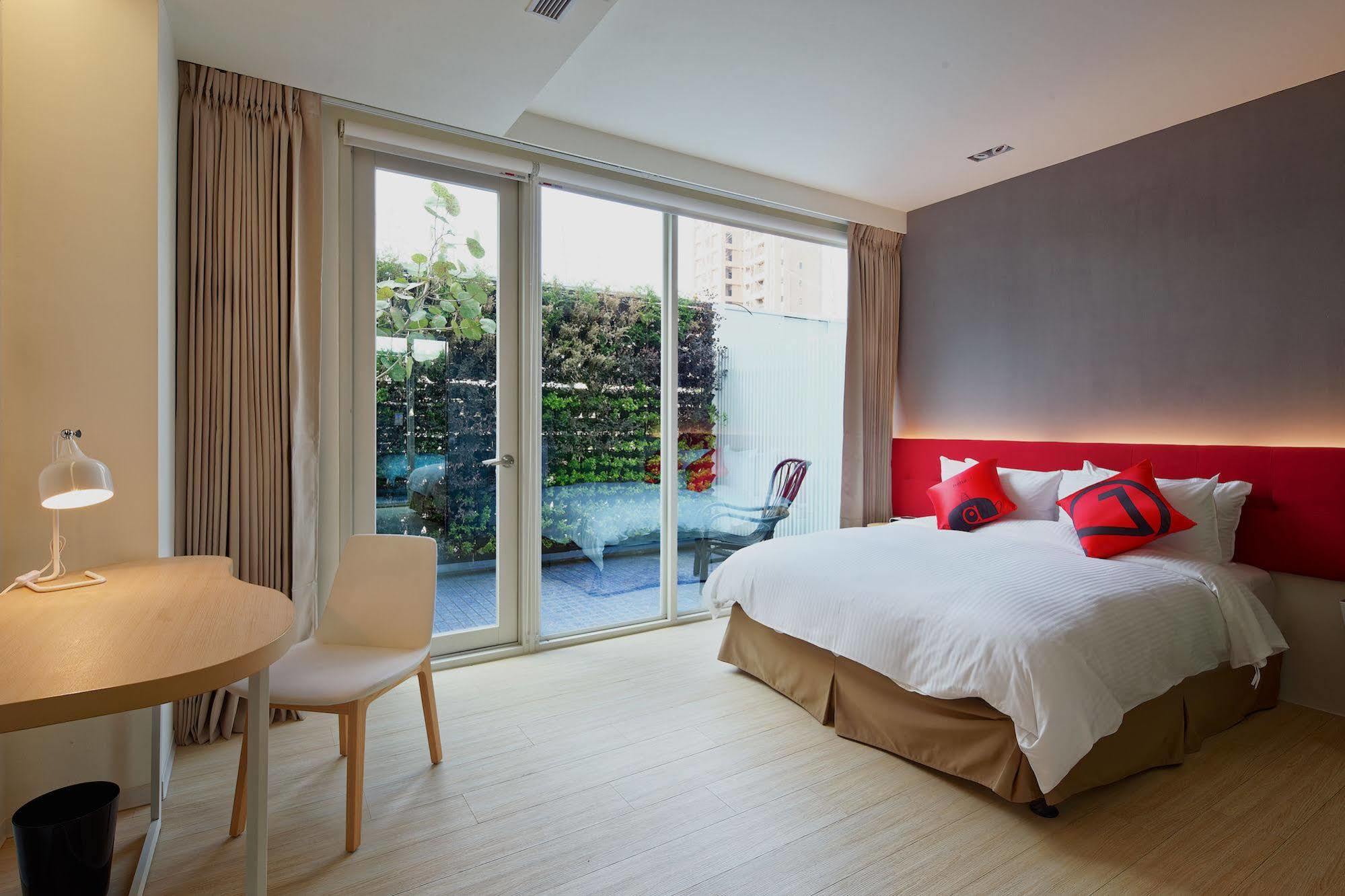 Hotel 7 Tchaj-čung Exteriér fotografie